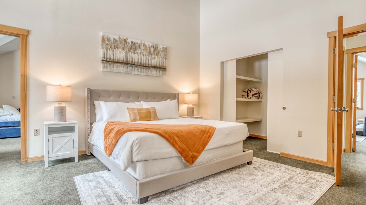 Photo of Bedroom in Government Camp