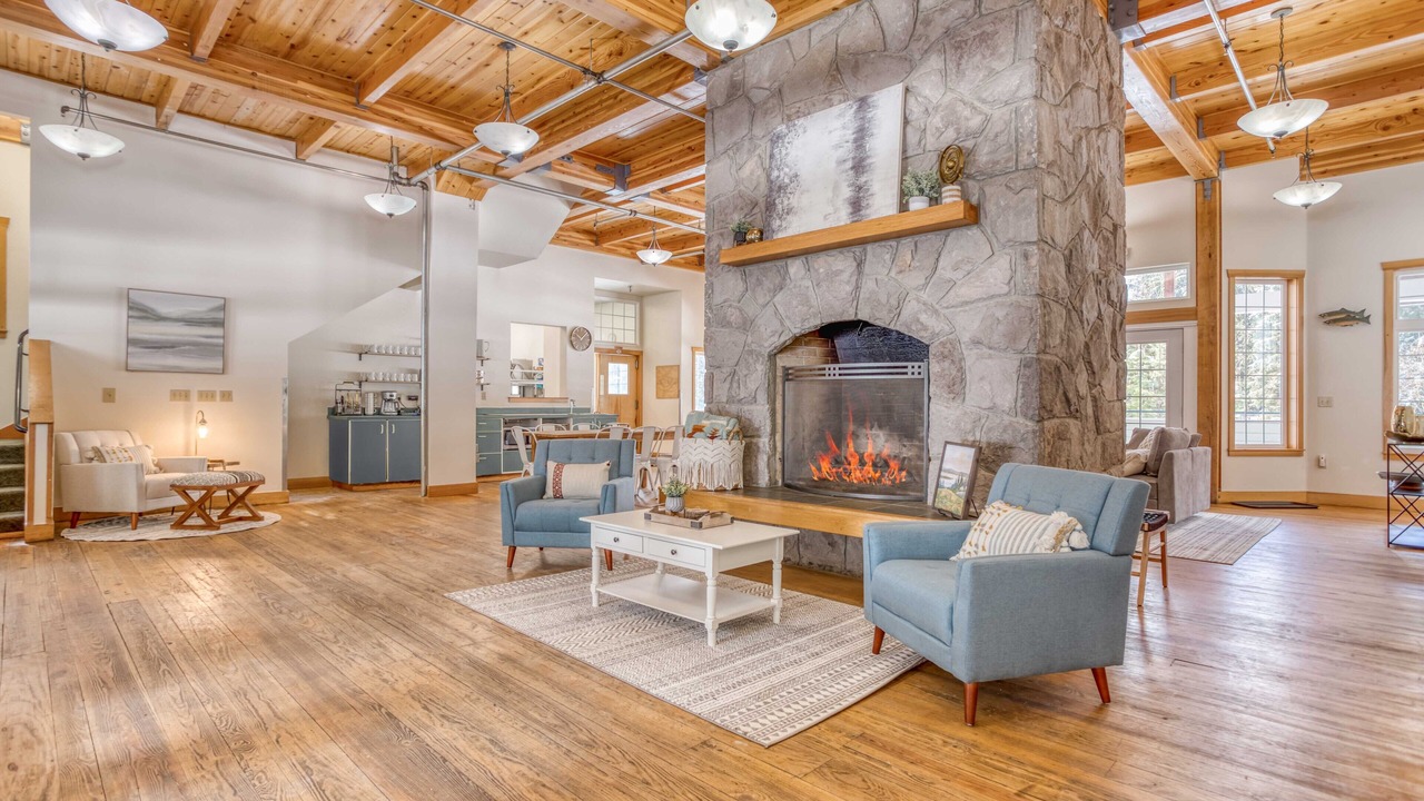 Photo of Livingroom in Government Camp