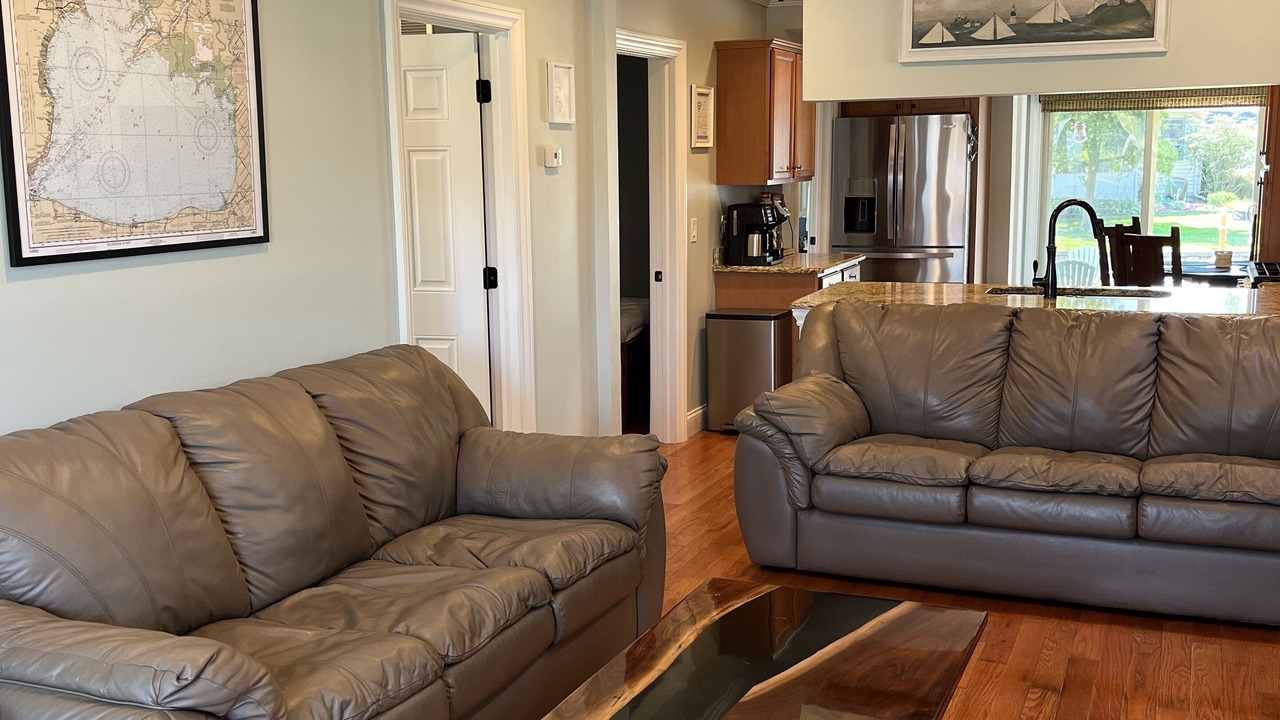 Photo of Livingroom in Harrison Township