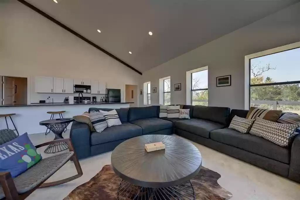 Photo of Livingroom in Ledbetter