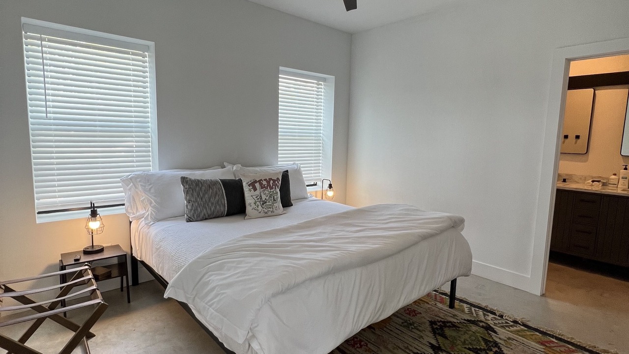 Photo of Bedroom in Ledbetter