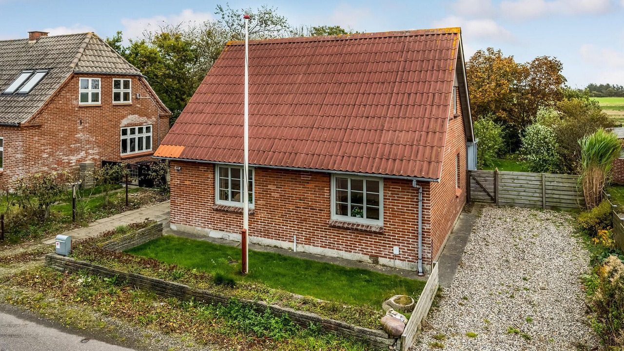 Photo of Others in Tim