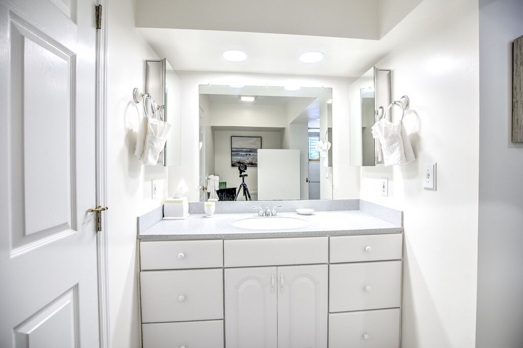 Photo of Bathroom in Marathon