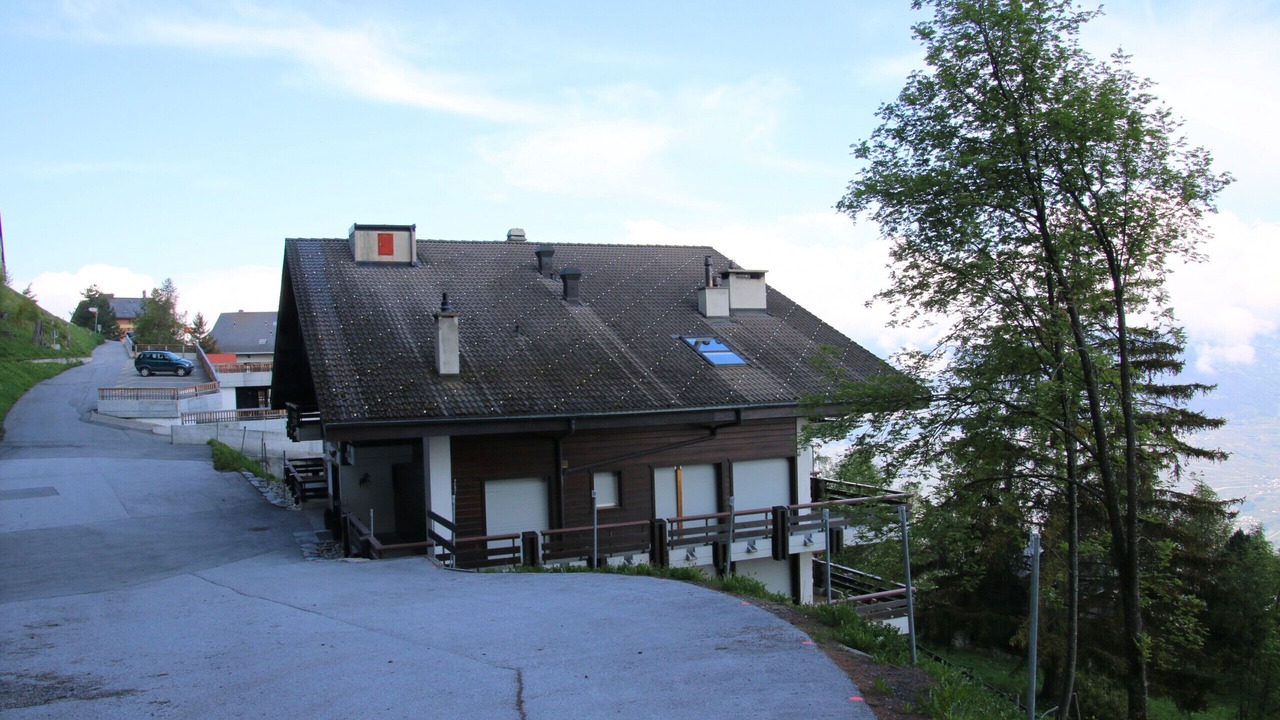Photo of Outdoor in Salins