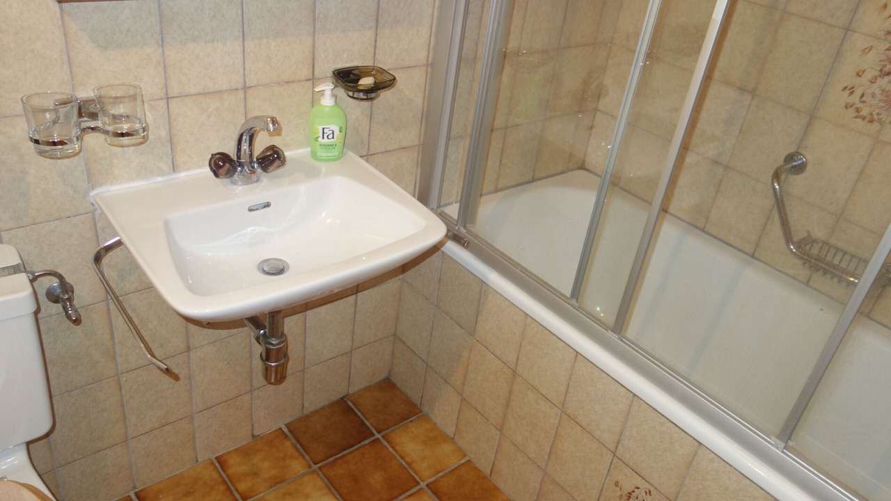Photo of Bathroom in Salins