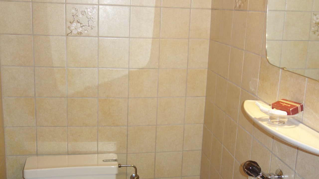 Photo of Bathroom in Salins