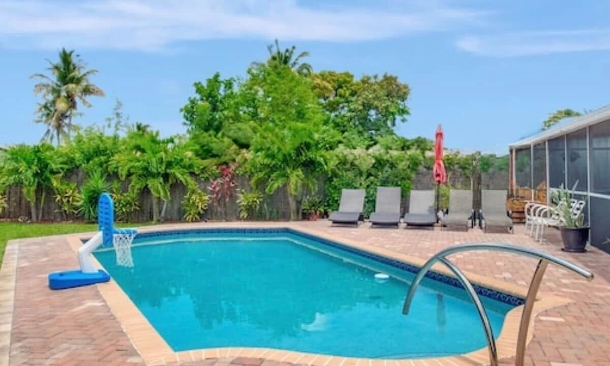 Photo of Outdoor in Sandalfoot Cove