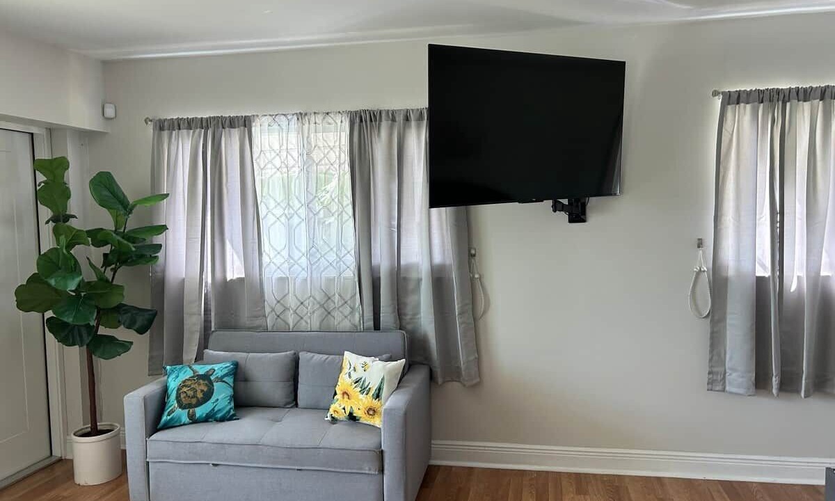 Photo of Bedroom in Sandalfoot Cove