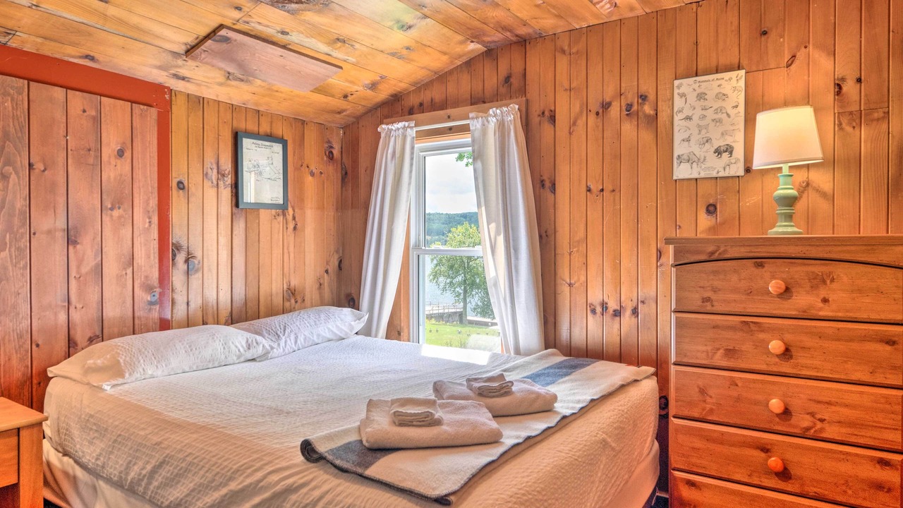 Photo of Bedroom in Rangeley
