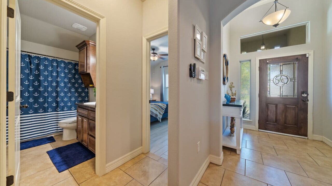 Photo of Bathroom in Flour Bluff