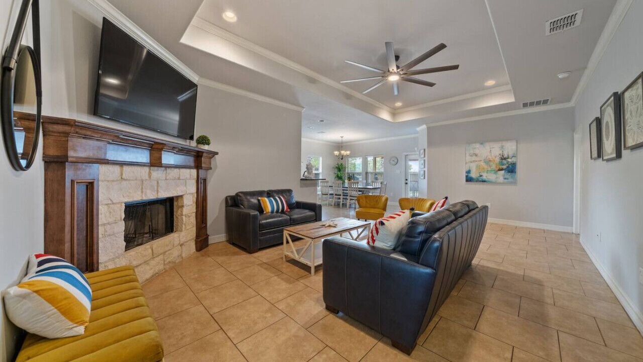 Photo of Livingroom in Flour Bluff