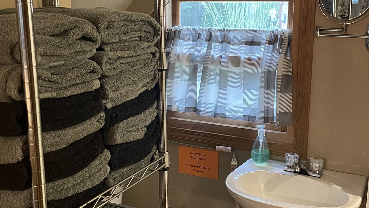Photo of Bathroom in Deepwater