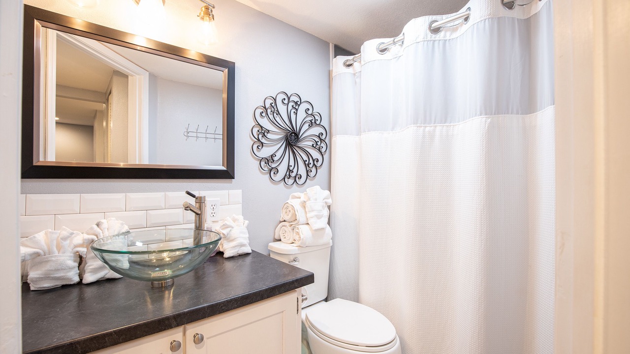 Photo of Bathroom in Kaiser