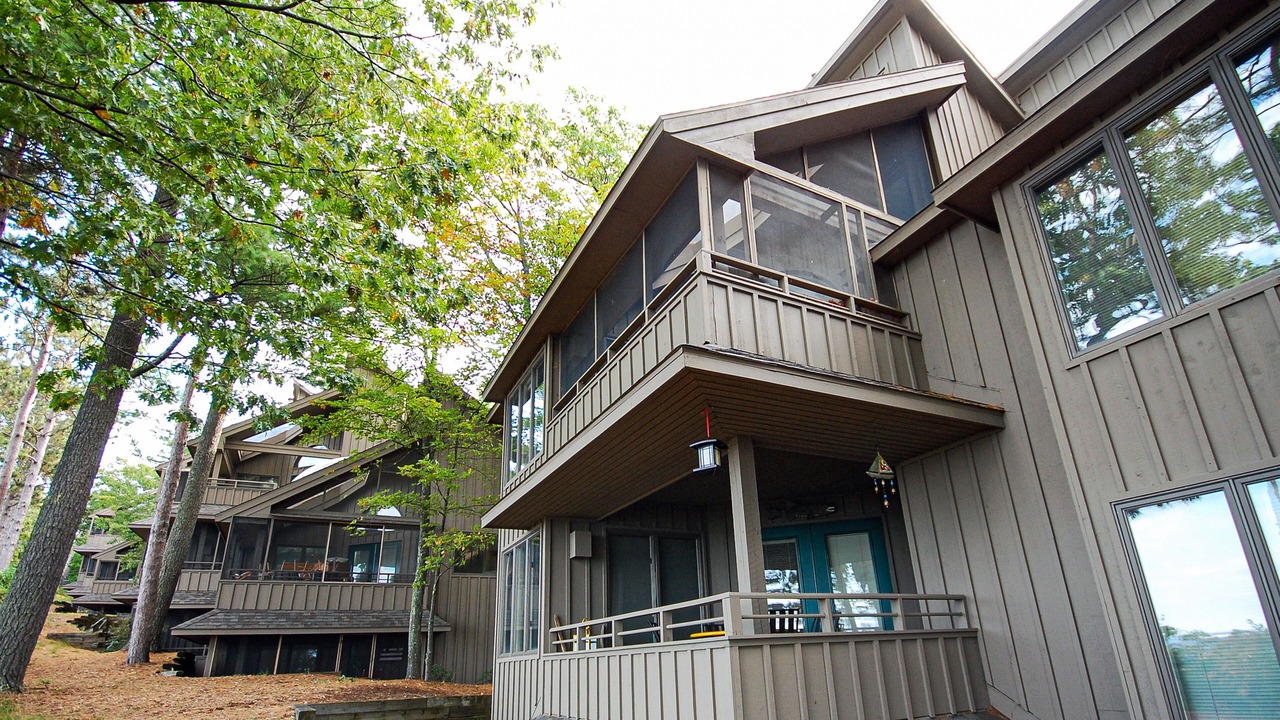 Photo of Outdoor in Maple City