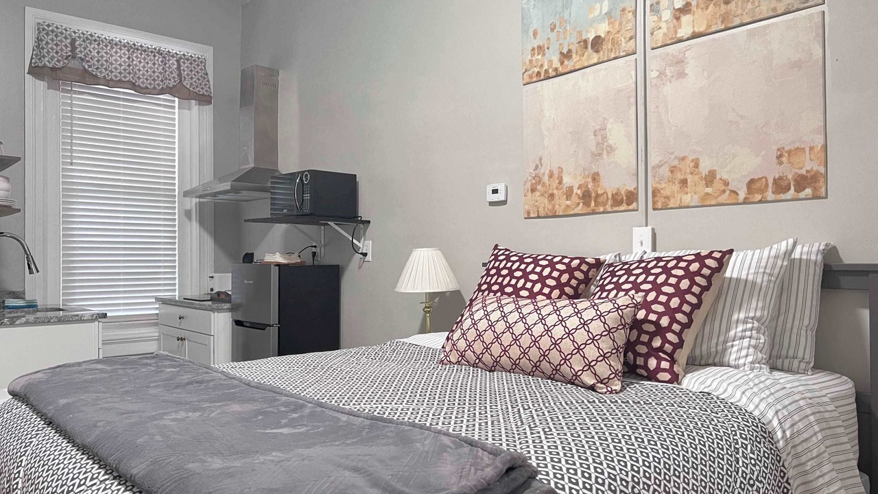 Photo of Bedroom in Fan District