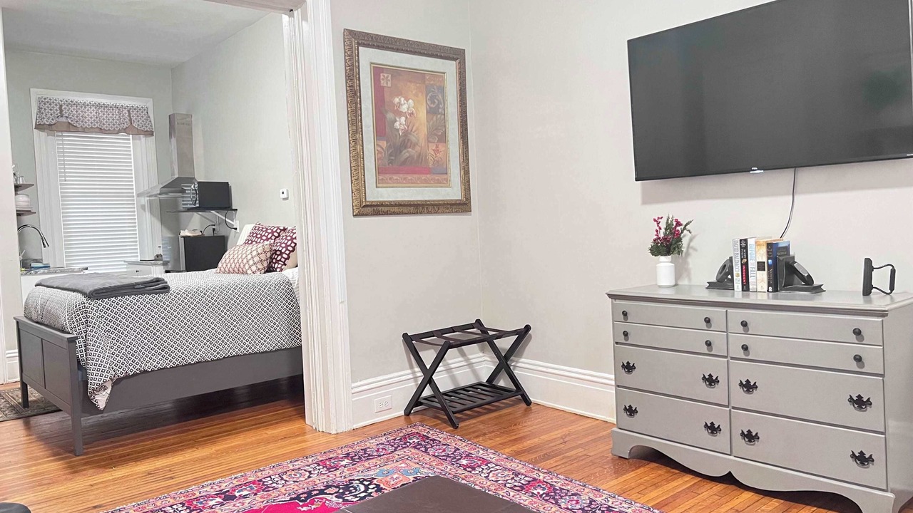 Photo of Bedroom in Fan District