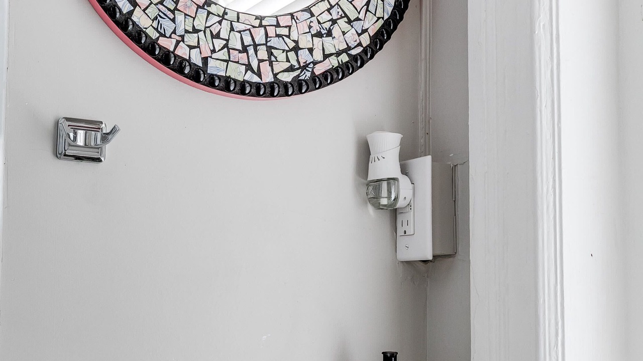 Photo of Bathroom in Fan District