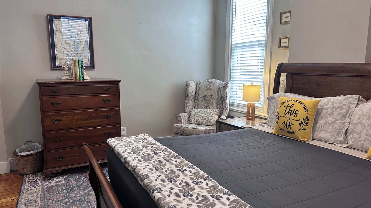 Photo of Bedroom in Fan District