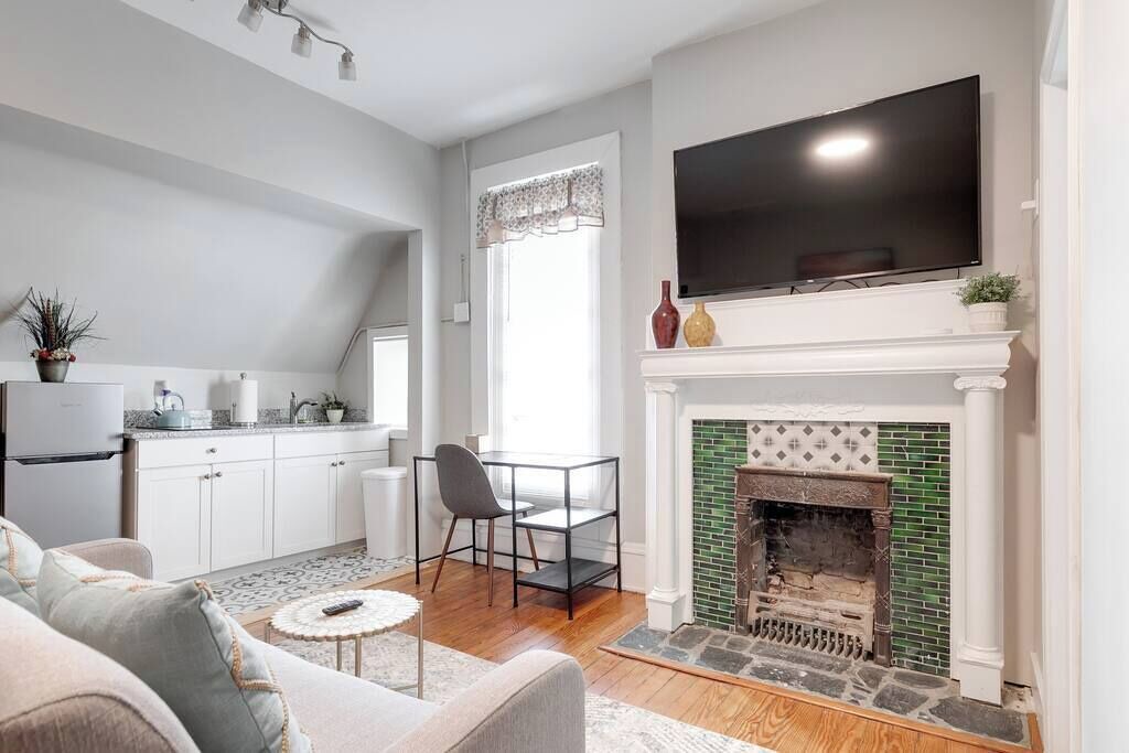 Photo of Bedroom in Fan District