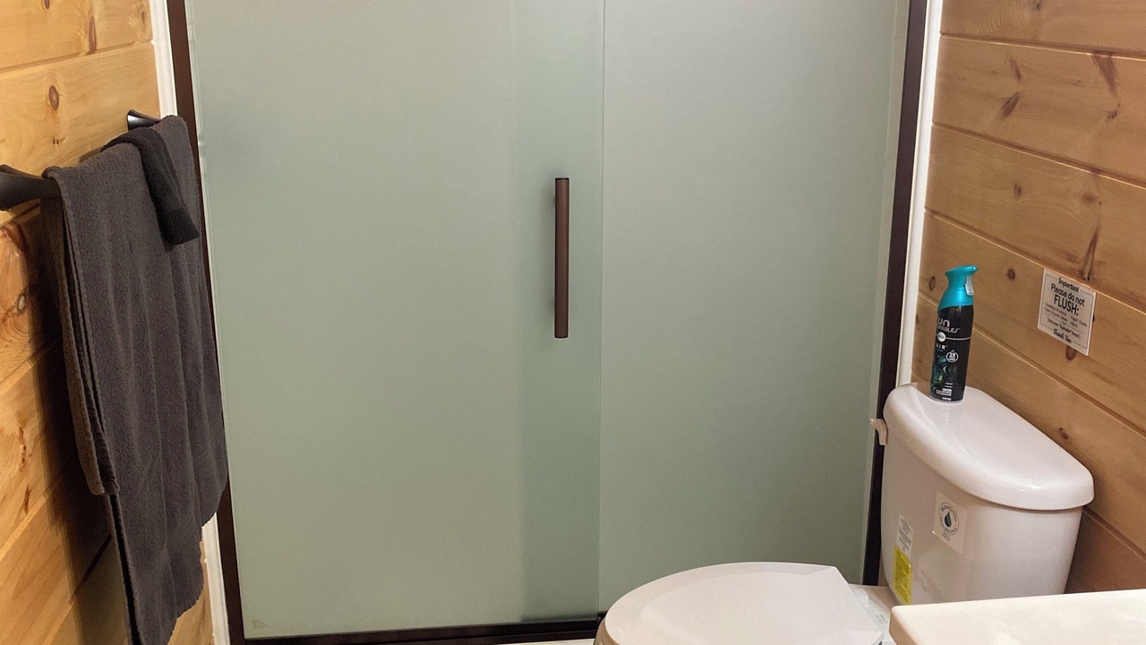 Photo of Bathroom in Boss
