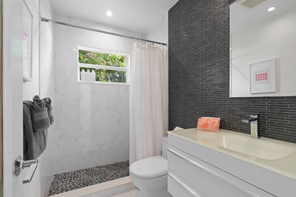 Photo of Bathroom in Central Corals