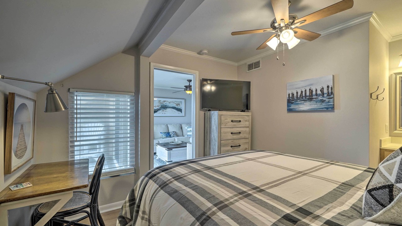 Photo of Bedroom in Caswell Beach
