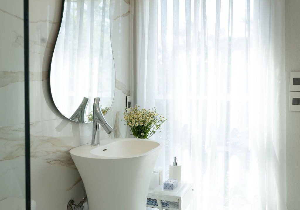 Photo of Bathroom in Cardozo