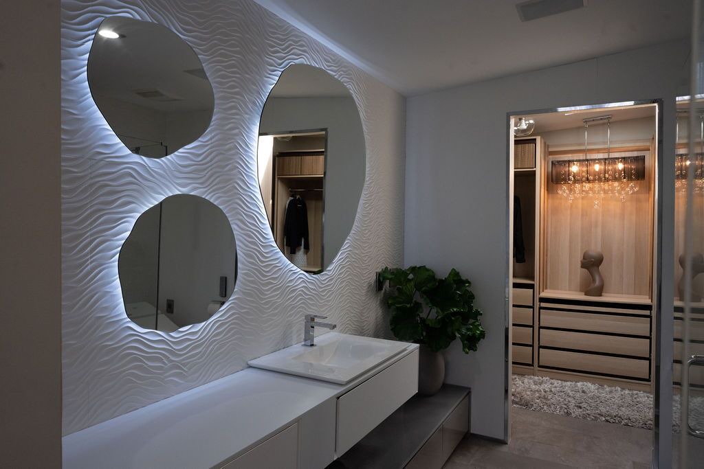 Photo of Bathroom in Cardozo