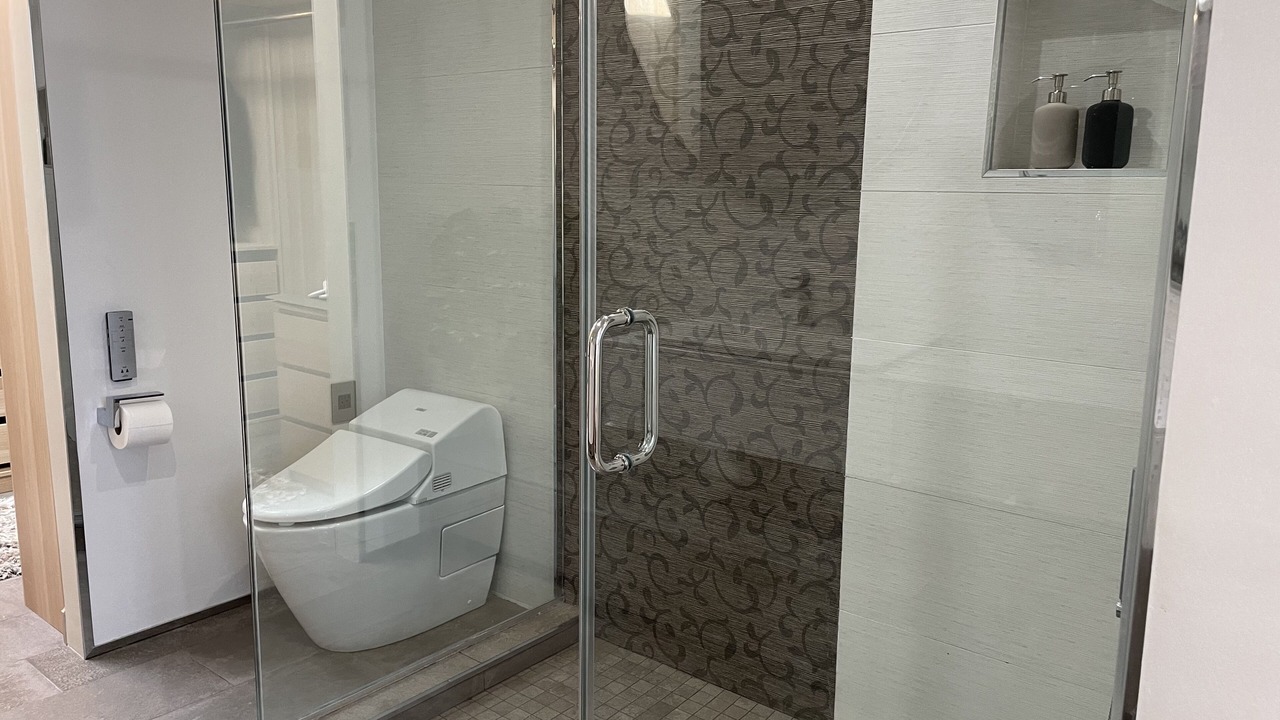 Photo of Bathroom in Cardozo