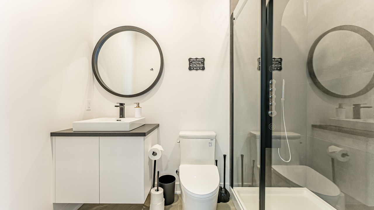 Photo of Bathroom in Mandeville