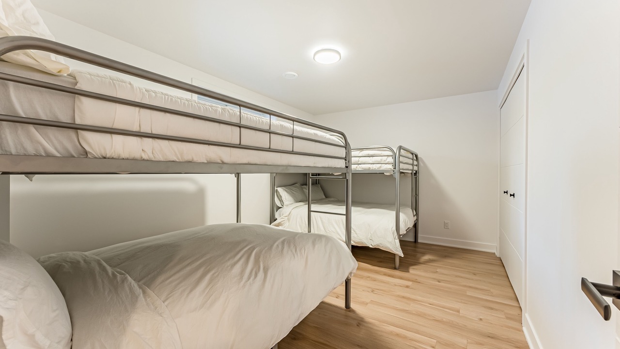 Photo of Bedroom in Mandeville