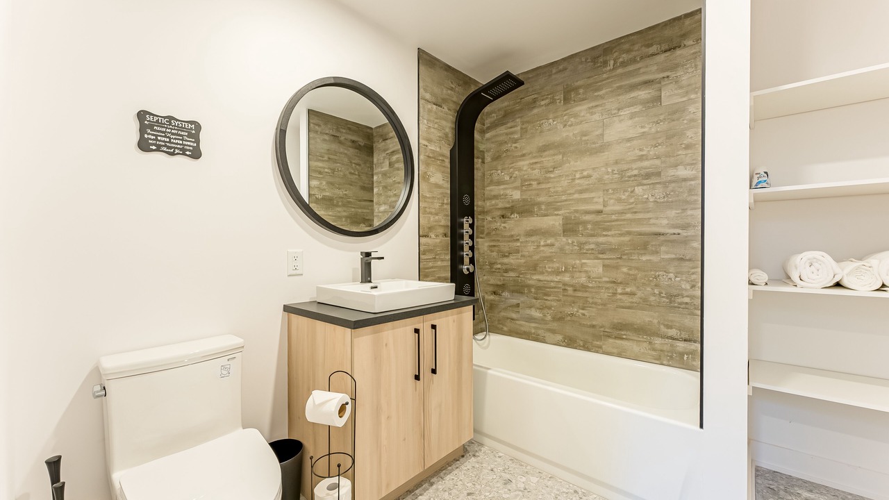 Photo of Bathroom in Mandeville