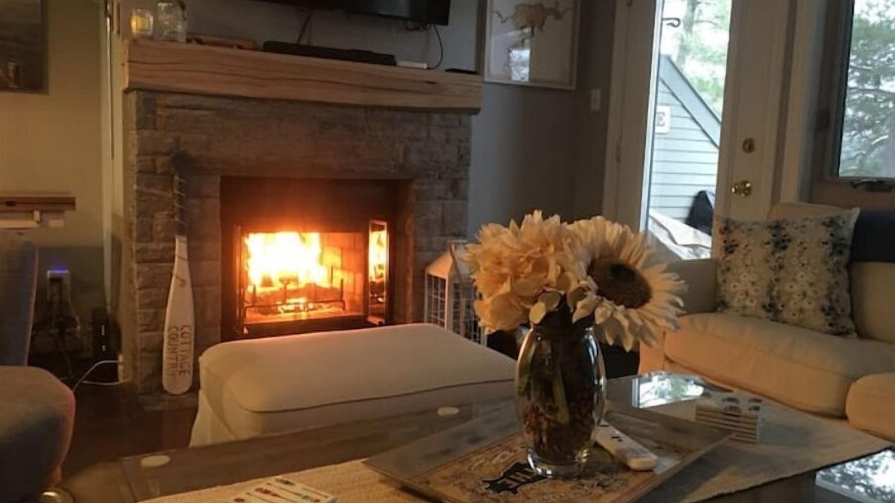 Photo of Livingroom in Huntsville