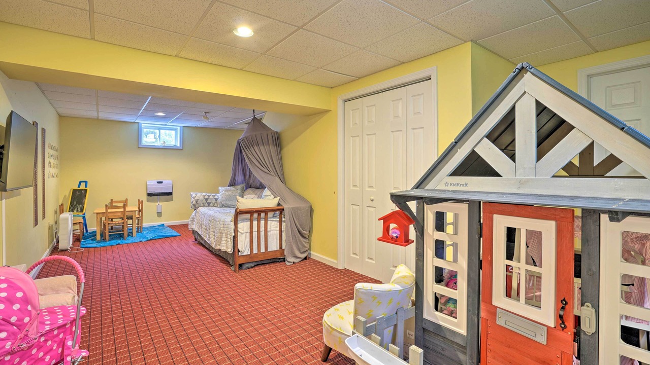 Photo of Bedroom in Homer