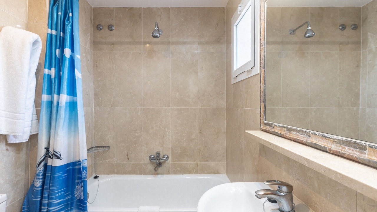 Photo of Bathroom in El Paraiso