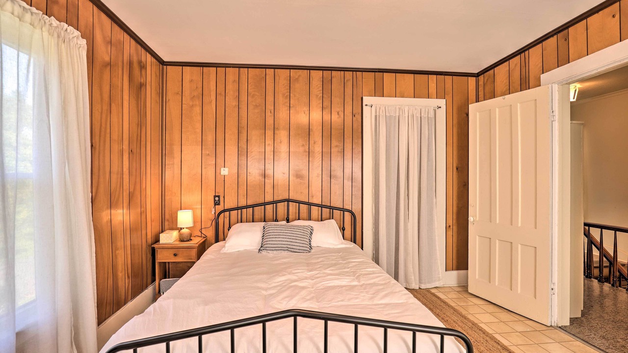 Photo of Bedroom in Sodus Point