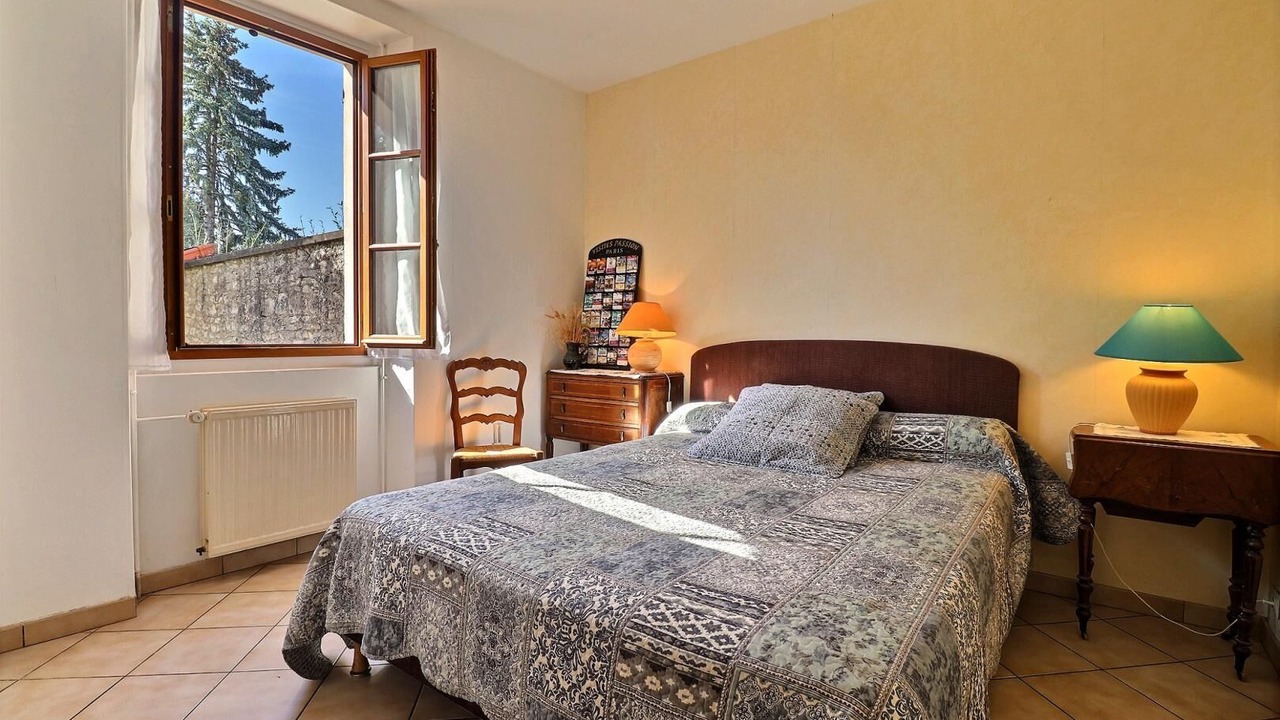 Photo of Bedroom in Beynes