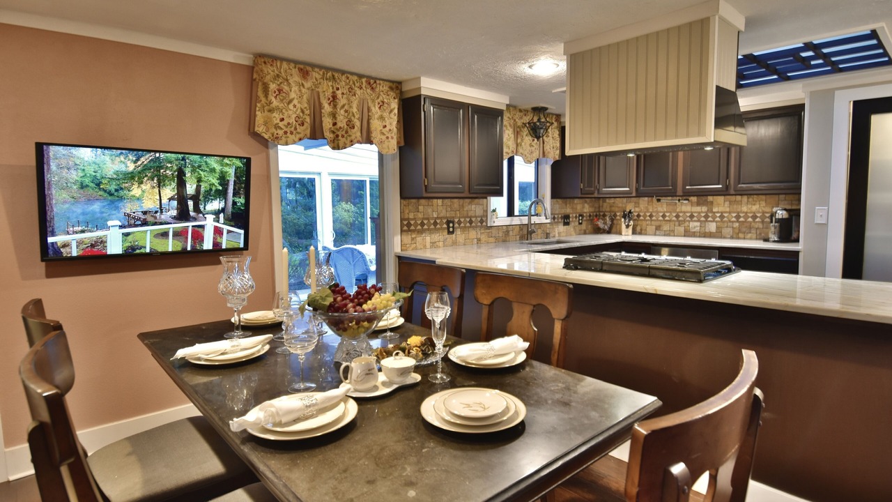 Photo of Bedroom in Stafford - Tualatin Valley