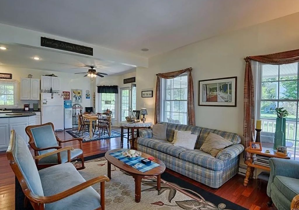 Photo of Bedroom in Frontenac