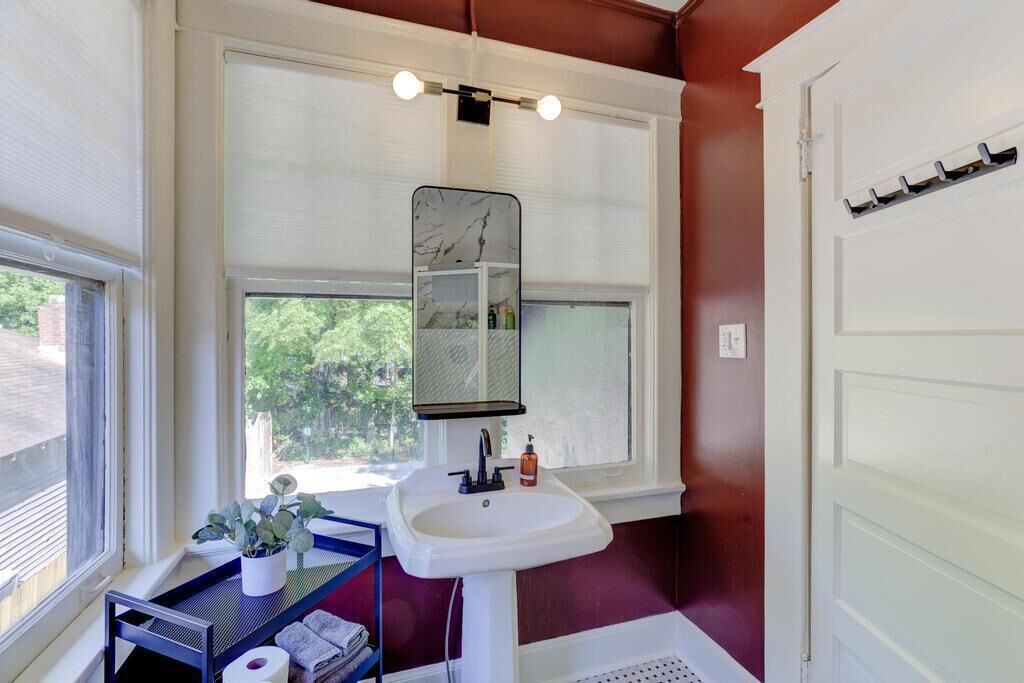 Photo of Bathroom in Midtown
