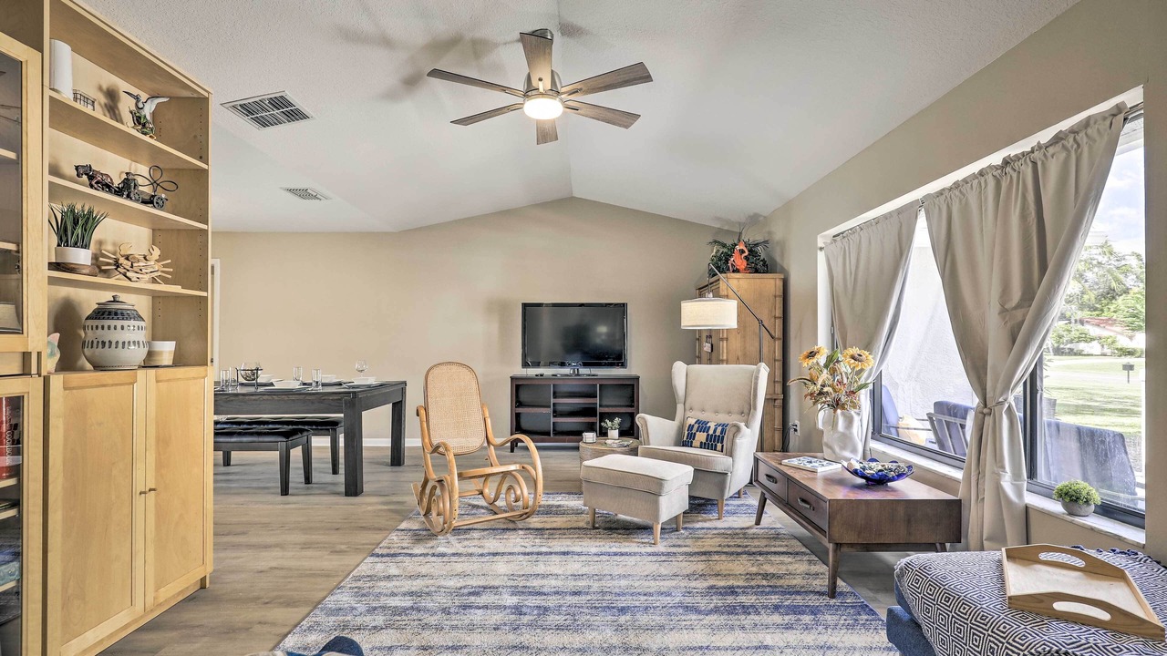 Photo of Livingroom in Palm Harbor