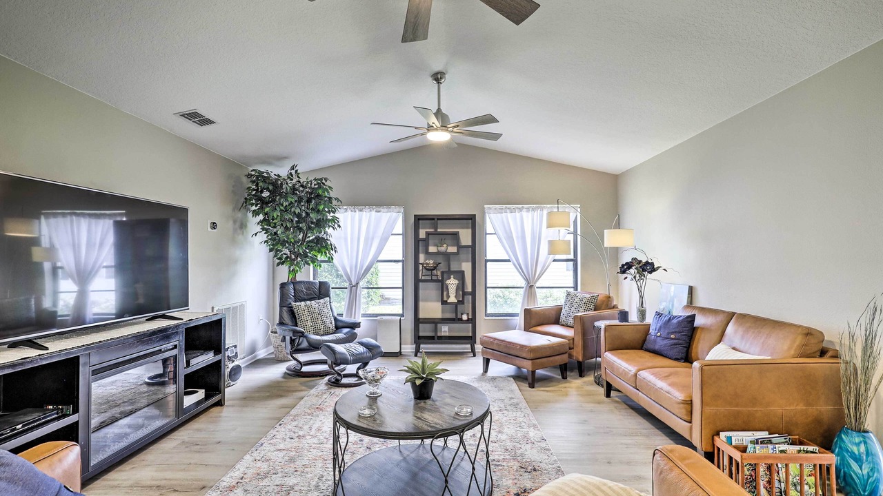 Photo of Livingroom in Palm Harbor