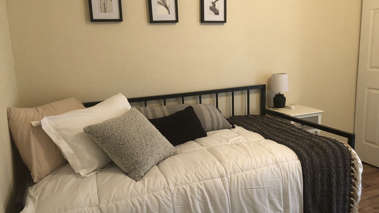 Photo of Bedroom in Uptown