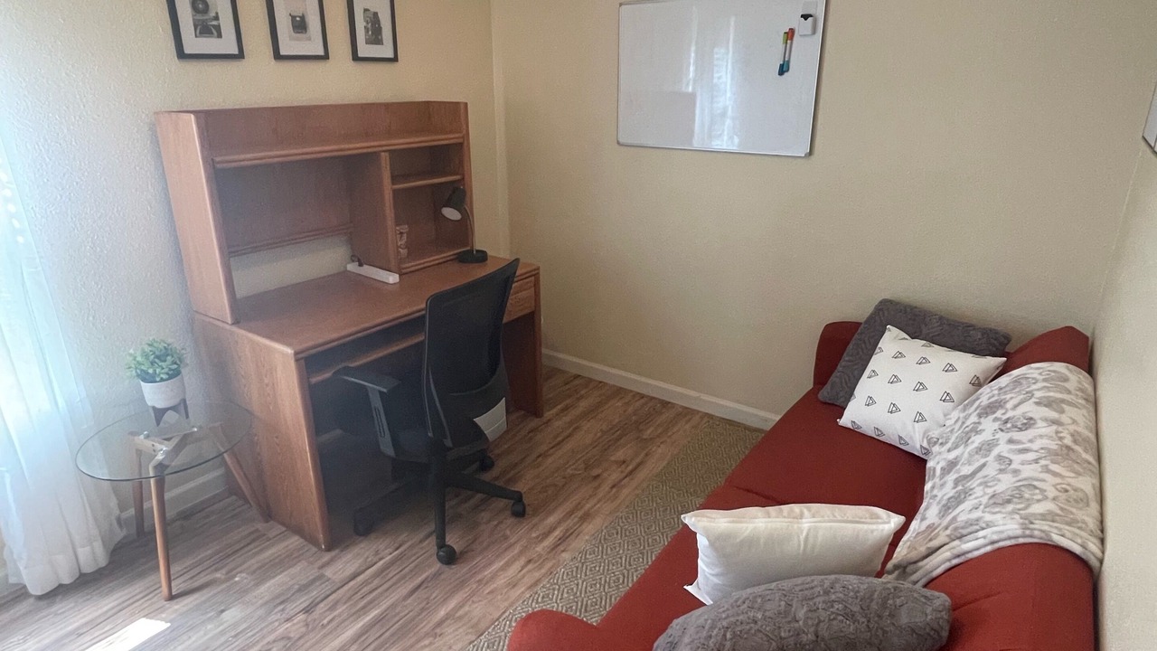 Photo of Livingroom in Uptown