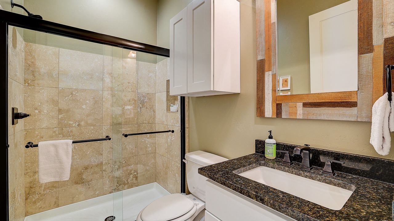 Photo of Bathroom in Horseshoe Bay West