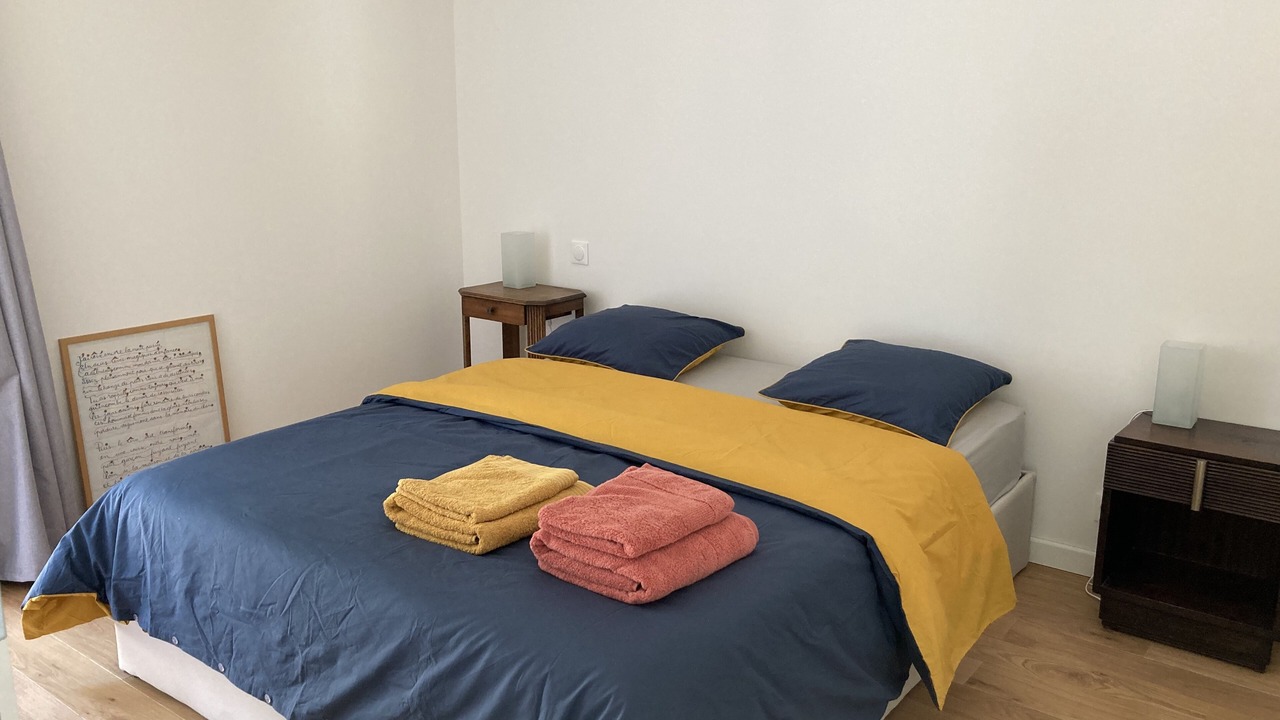 Photo of Bedroom in Taulignan