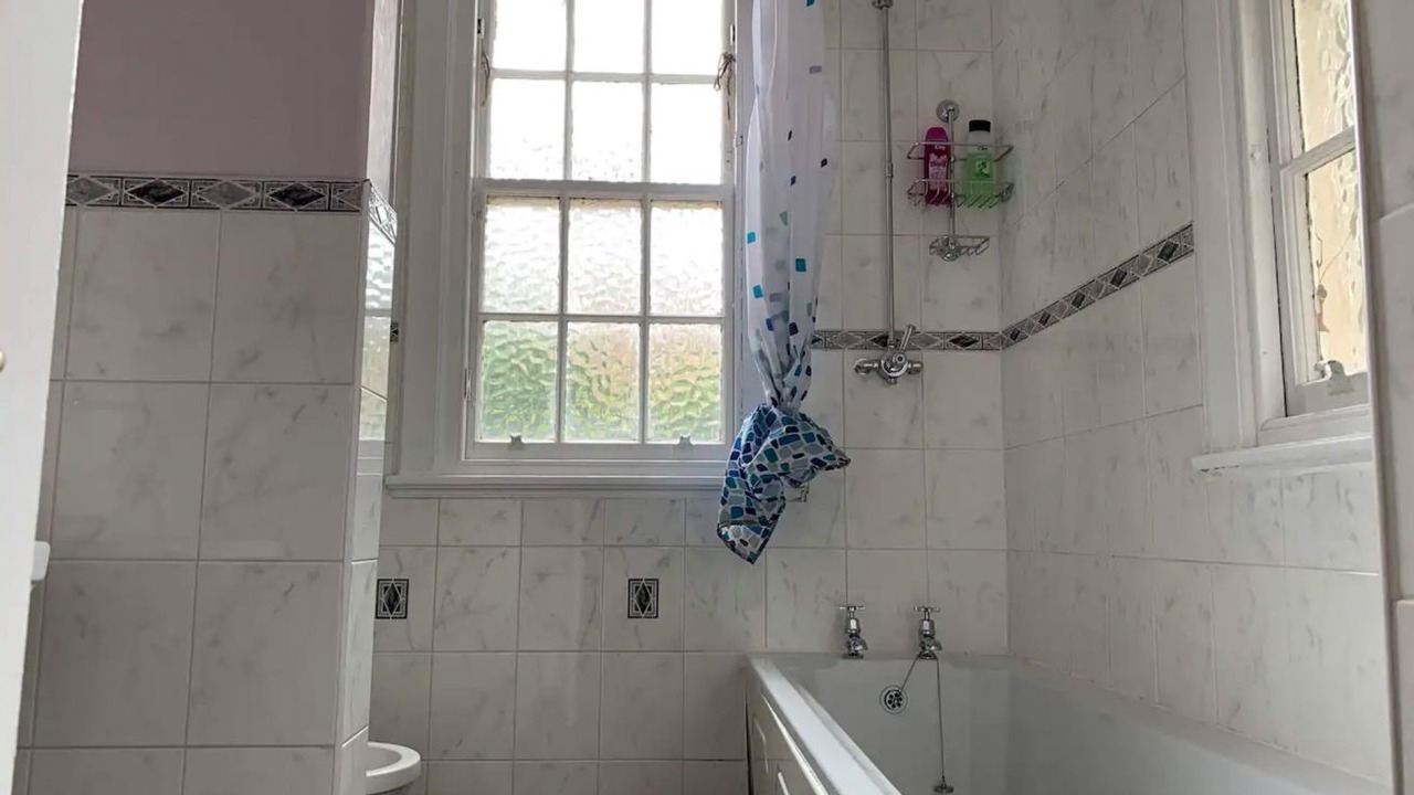 Photo of Bathroom in Haymarket