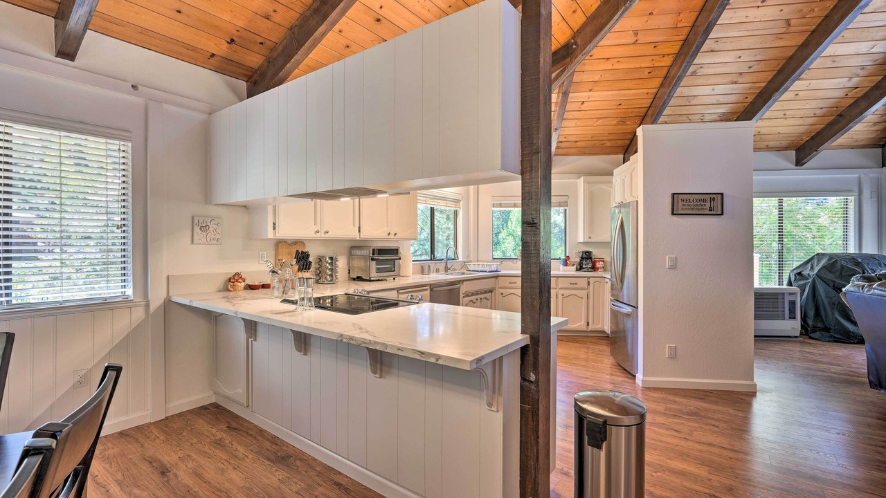 Photo of Kitchen in Apple Hill