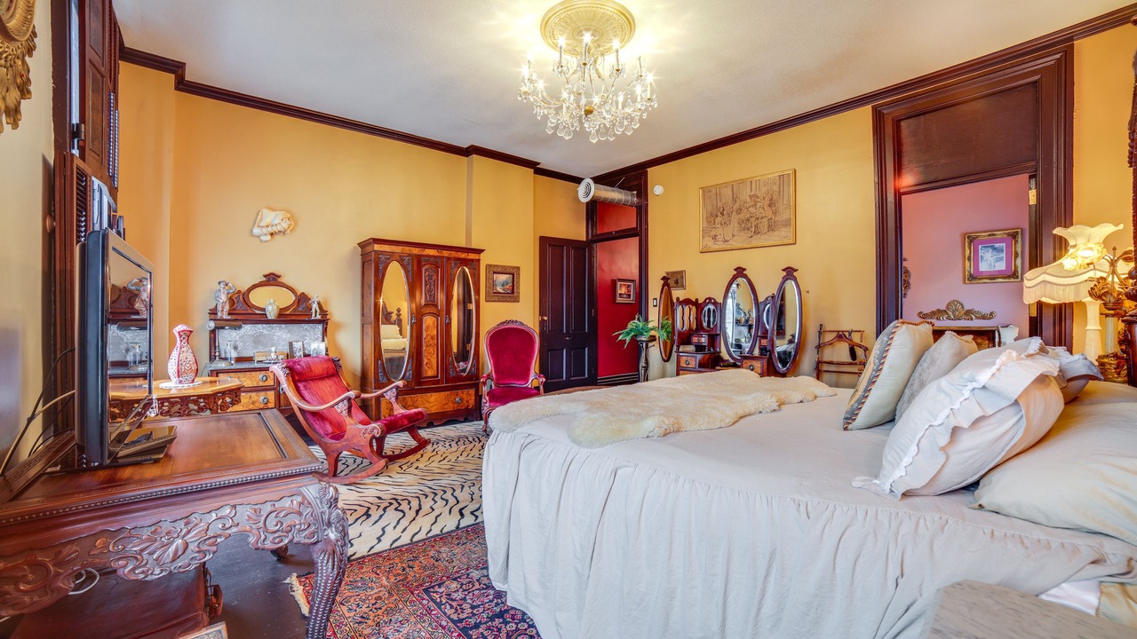 Photo of Bedroom in La Porte