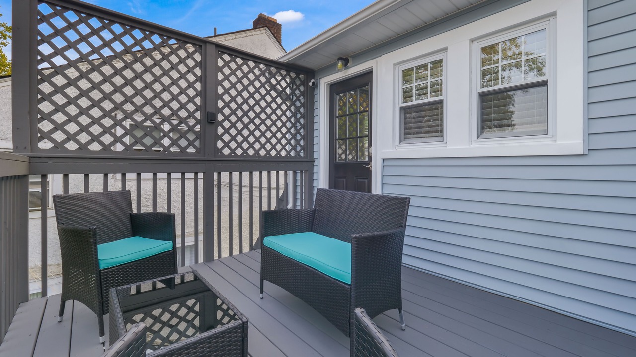 Photo of Patio Balcony in Newburgh